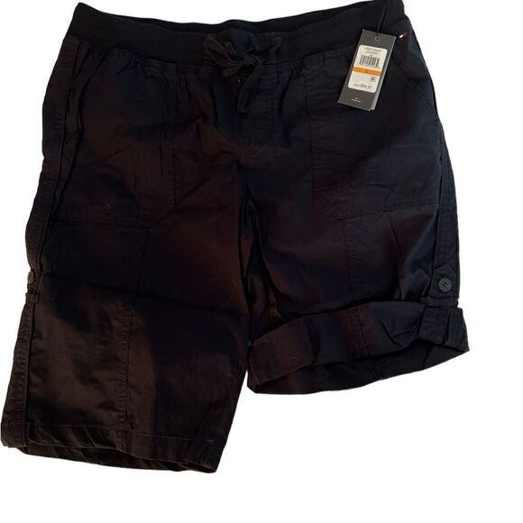 š Tommy HilfigerāWomenās Navy Rolled Cuff High Waisted Shorts sizeāS - Picture 4 of 8